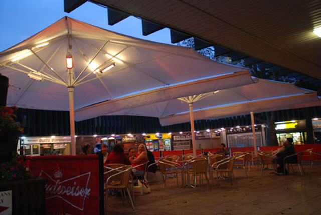 Großschirm